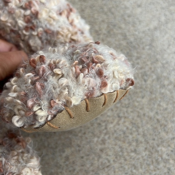 Slipper Socks From Altar’D State, Size Small/Medium
Super Soft Cream/Blush Color - Picture 14 of 15